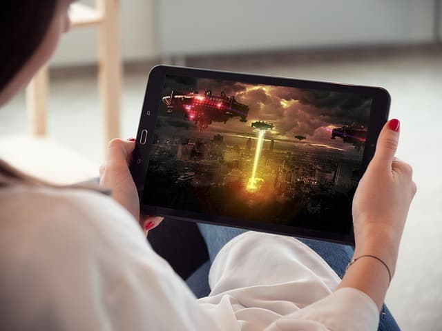 Migliori Servizi Streaming: Guida Completa al Risparmio
